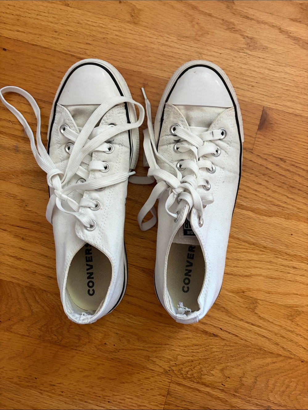 Low rise converse